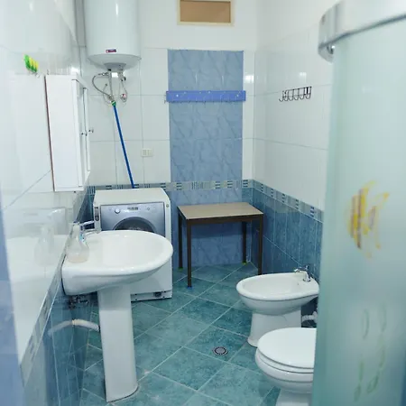 Eni Apartment *